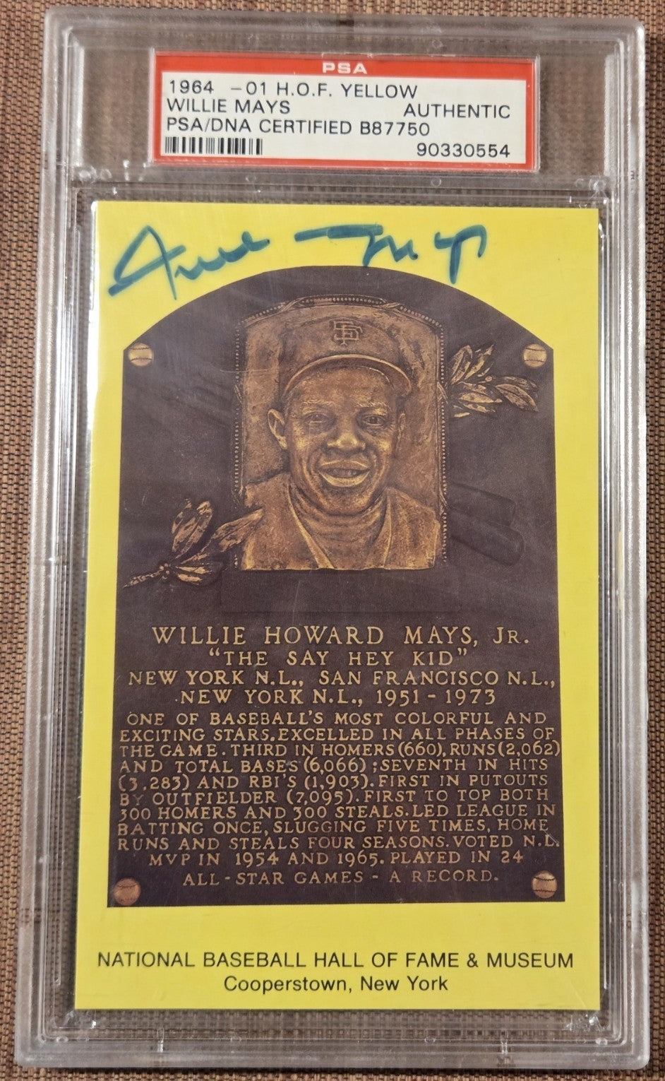 1964 Hall of Fame Yellow Plaque Willie Mays Giants Baseball Card PSA/DNA Auto0