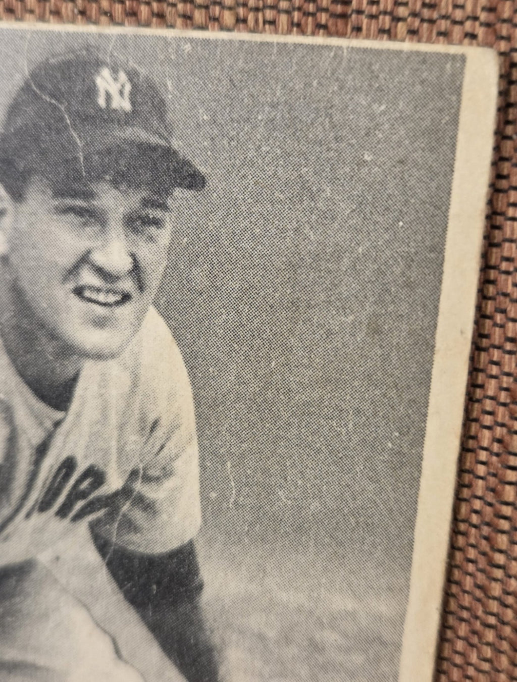 1948 Bowman #14 Allie Reynolds New York Yankees Original Rookie Baseball Card RC2