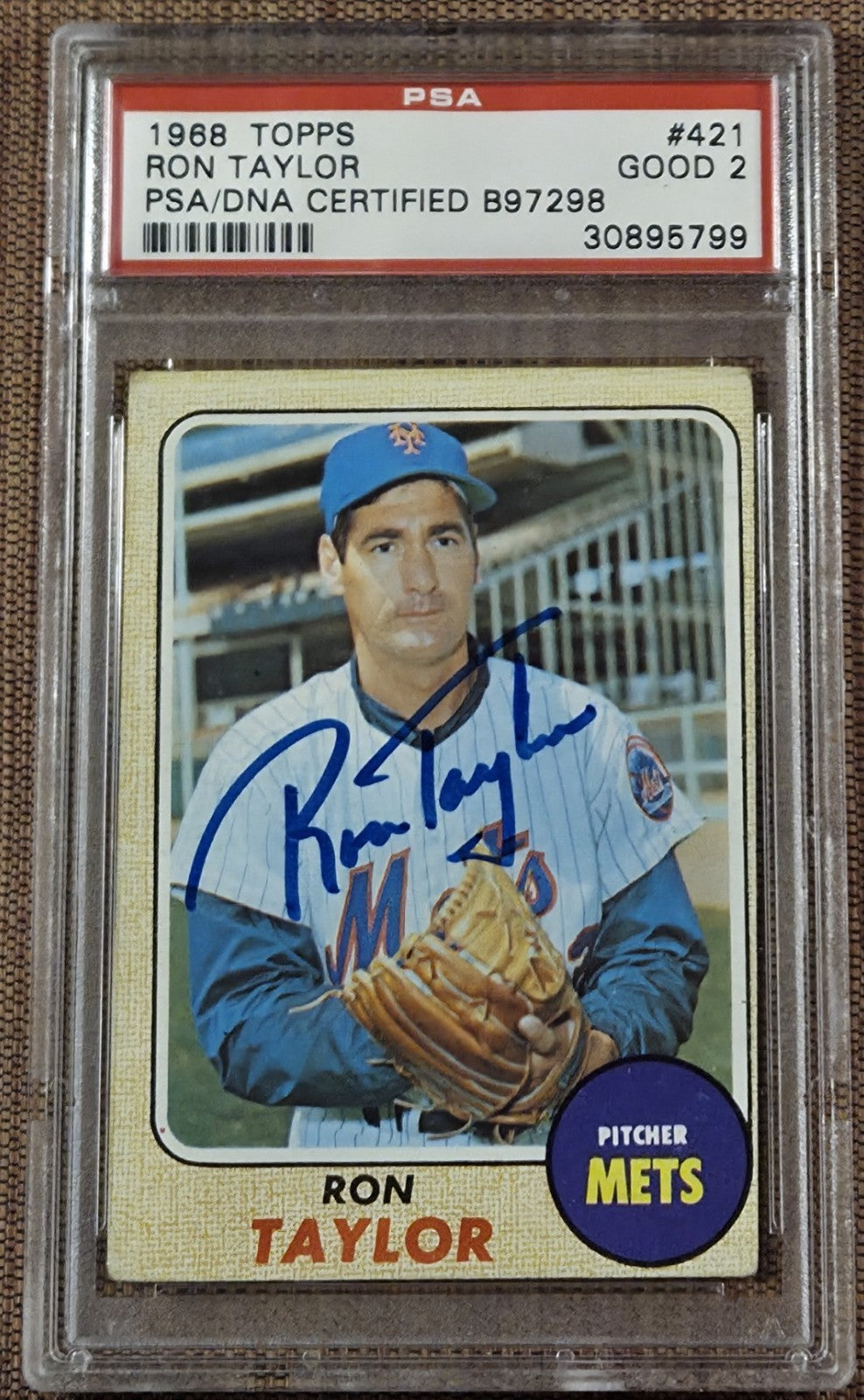 1968 Topps #21 Ron Taylor New York Mets Original Baseball Card PSA 2 / DNA AUTO0
