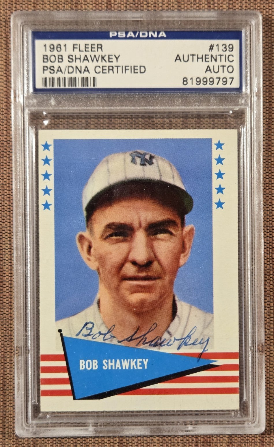 1961 Fleer #139 Bob Shawkey New York Yankees Original Baseball Card PSA/DNA AUTO0
