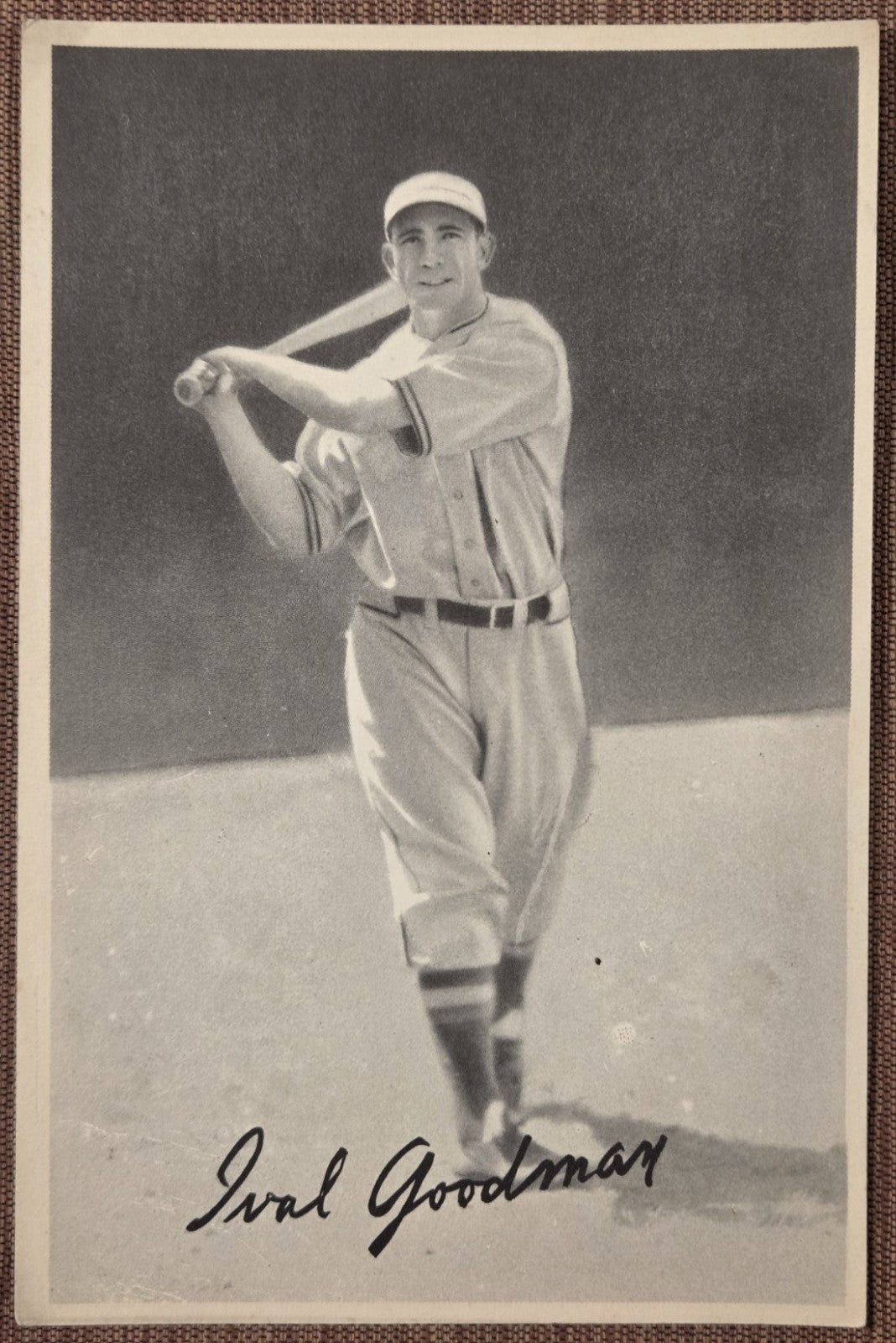 1939 Goudey #10 Ival Goodman Cincinnati Reds Chicago Cubs Original Baseball Card0