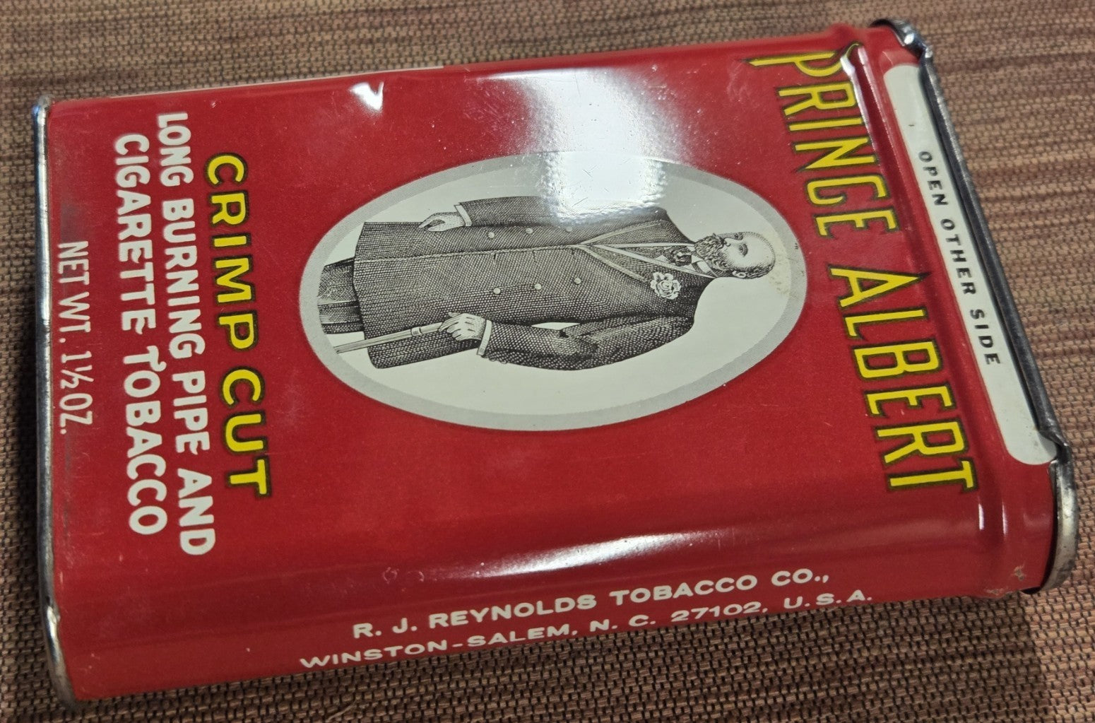 Vintage Prince Albert Crimp Cut Tobacco Tin 1.5 oz Great Condition Lid Opens4
