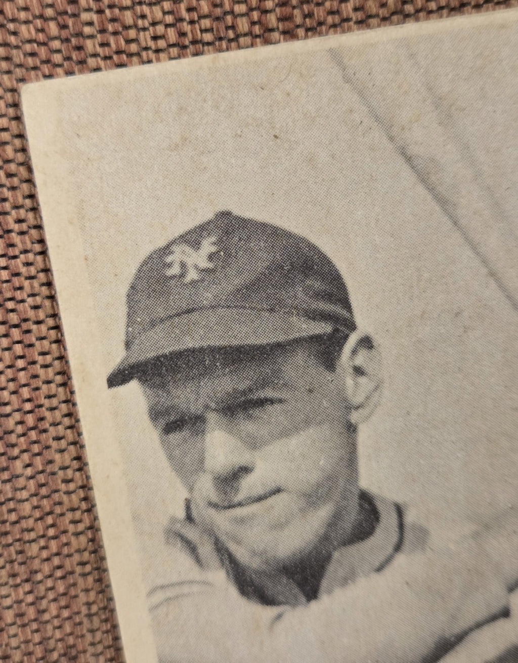 1948 Bowman #20 Buddy Kerr New York Giants Original Rookie Baseball Card RC1