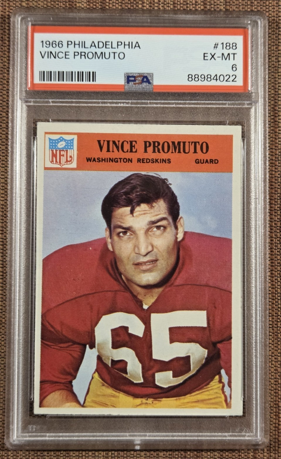 1966 Philadelphia #188 Vince Promuto Washington Redskins Football Card PSA 60
