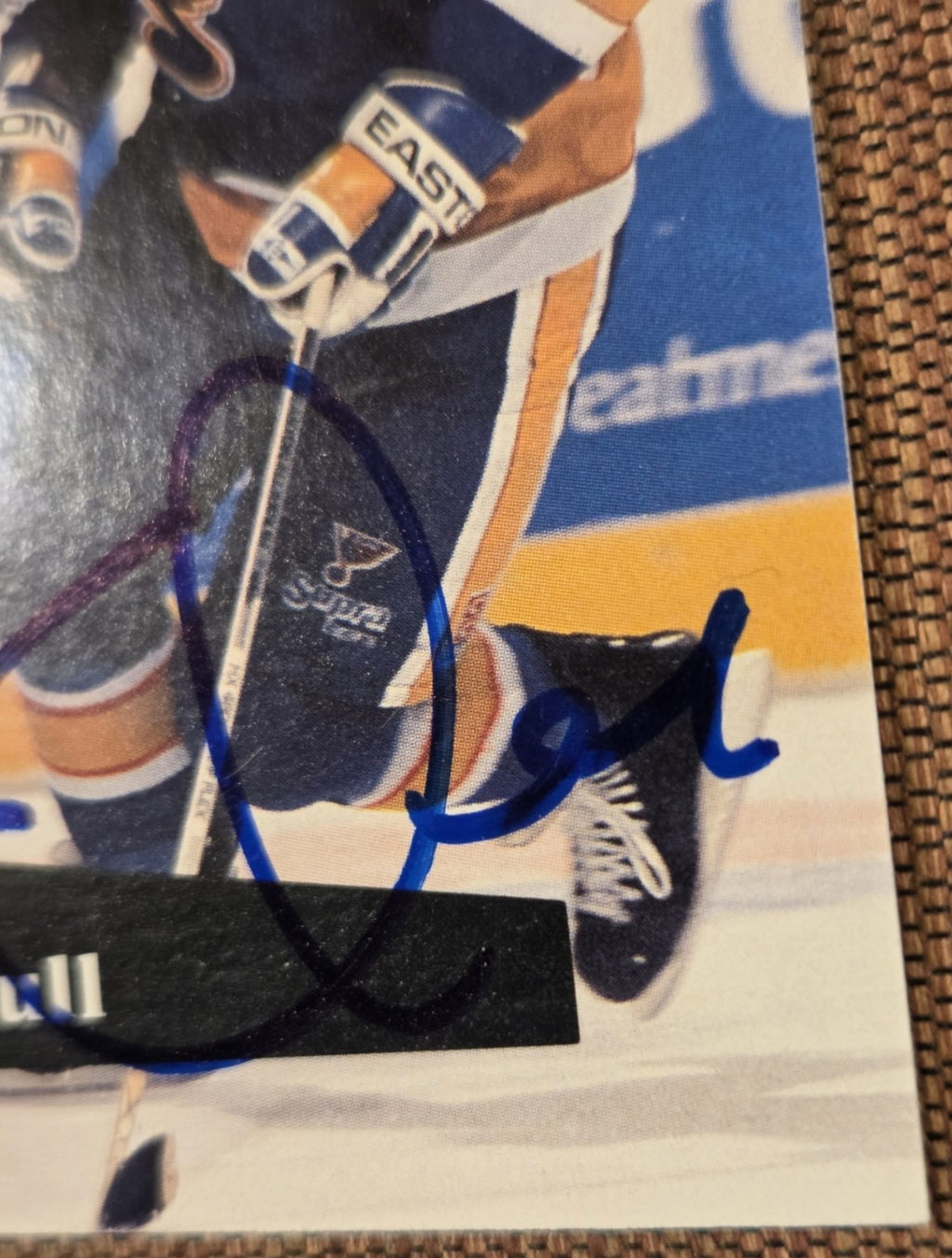 1991 Pro Set #215 Brett Hull St. Louis Blues Original Hockey Card JSA AUTO3