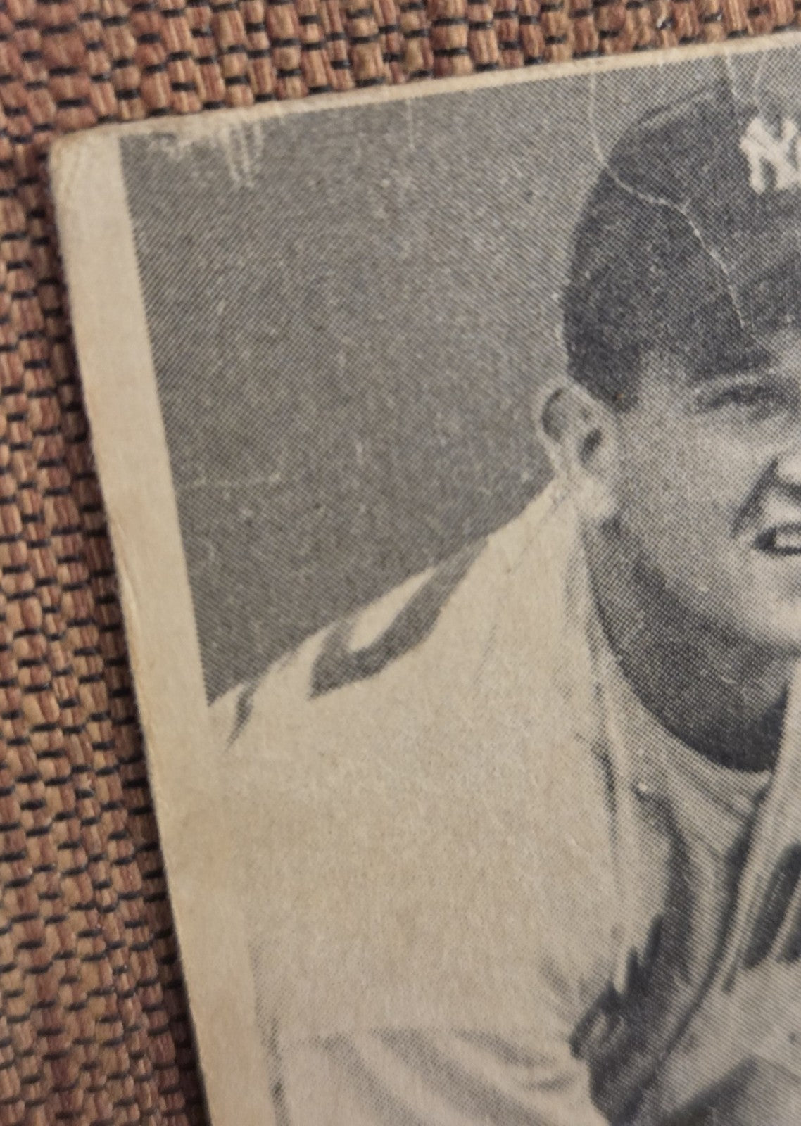 1948 Bowman #14 Allie Reynolds New York Yankees Original Rookie Baseball Card RC1