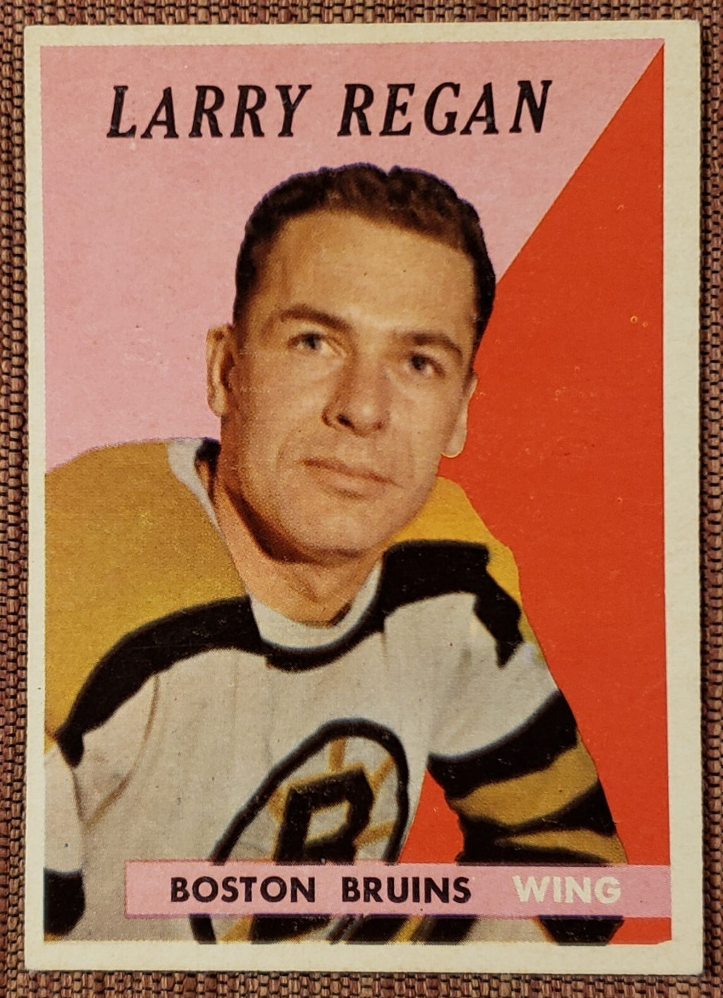 1958-59 Topps #10 Larry Regan Boston Bruins Authentic Original Hockey Card0