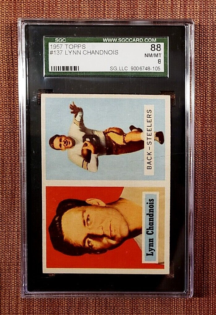 1957 Topps #137 Lynn Chandnois Pittsburgh Steelers Original Football Card SGC 80