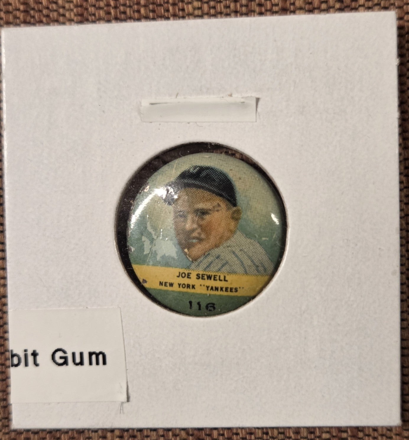 1932 Orbit Gum PR2 #116 Joe Sewell New York Yankees Original Baseball Pin HOF0