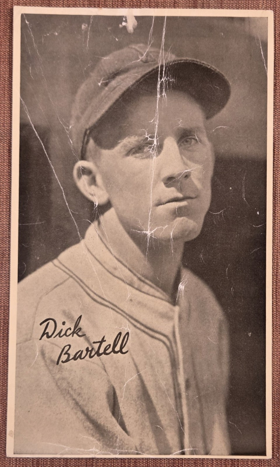 1935 Goudey Premiums  R309-2 Dick Bartell Phillies Giants Tigers Baseball Card0